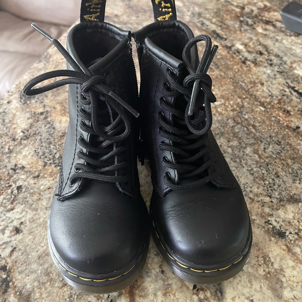 Toddler 7c Dr Martens